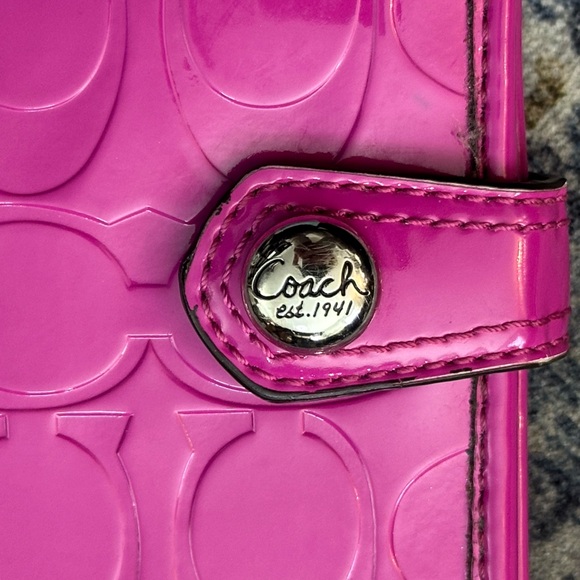 Coach Wallet - Picture 4 of 10